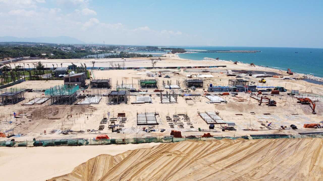 Cập nhập những hình ảnh về tiến độ thi công Novaworld Hồ Tràm trong tháng 5 này